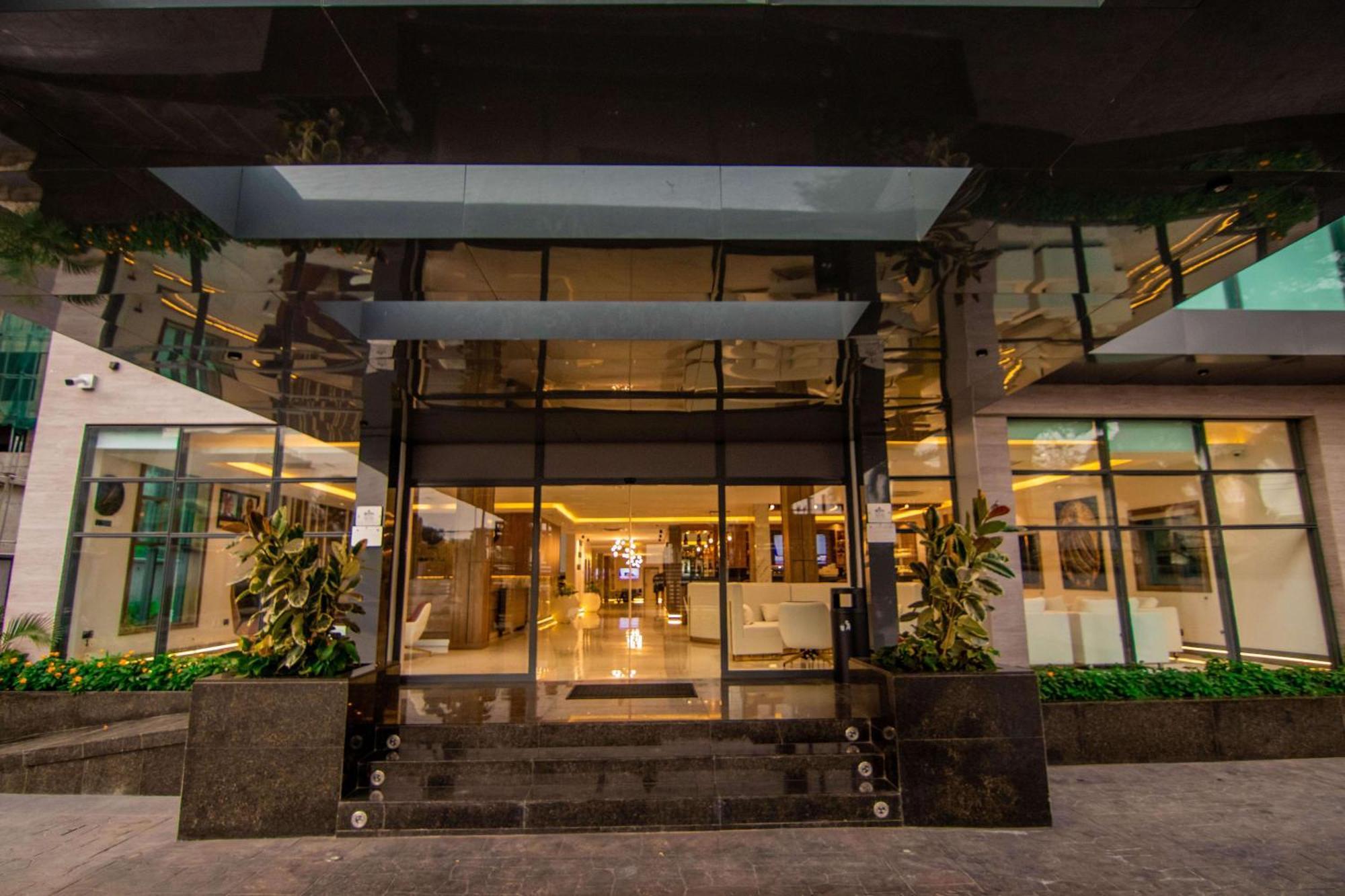 The Safron Hotel Лагос Экстерьер фото